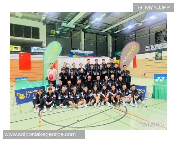 深圳羽毛球队在世界锦标赛积分榜上以97分稳居第一名展现强劲实力